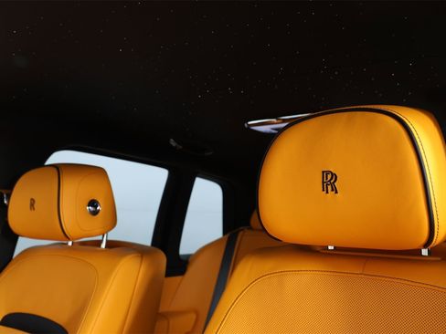 New 2026 Rolls-Royce Cullinan Black Badge image 34