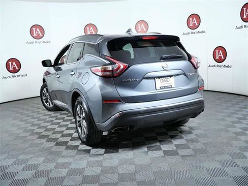 Used 2018 Nissan Murano SV image 6