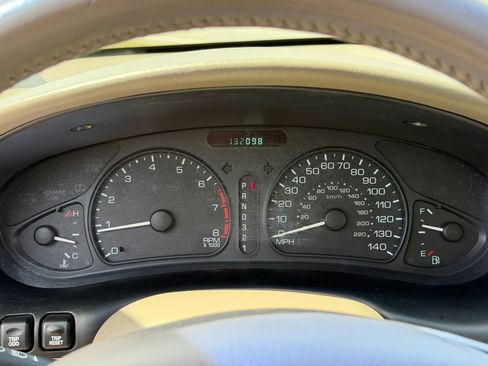 Used 2000 Oldsmobile Intrigue GLS FWD image 15