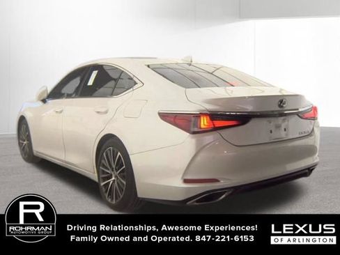 Used 2025 Lexus ES 350 w/ Premium Package FWD image 5