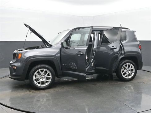Used 2022 Jeep Renegade Latitude image 55