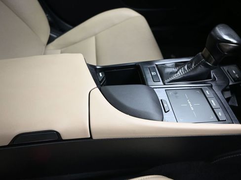 Used 2020 Lexus ES 350 350 w/ Premium Package image 27