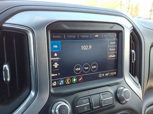 Used 2021 GMC Sierra 1500 SLT w/ SLT Premium Package image 16