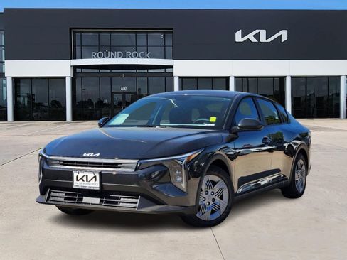 Certified 2025 Kia K4 FWD image 1