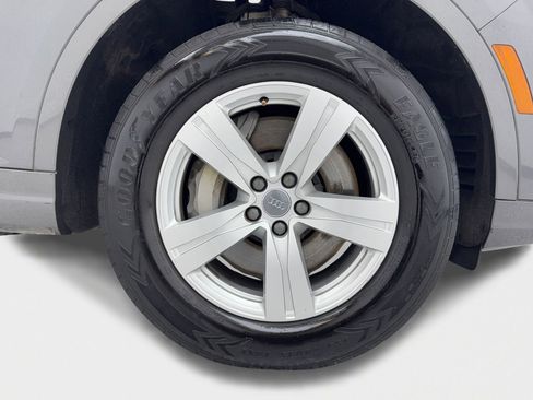 Used 2019 Audi Q7 2.0T Premium Plus w/ Premium Plus Package image 56