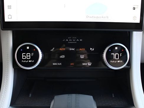 Used 2026 Jaguar F-PACE R-Dynamic S AWD/4WD image 25