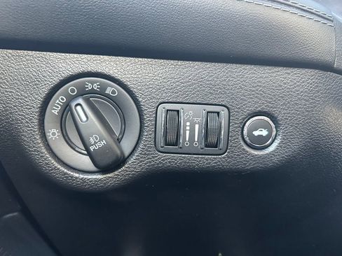 Certified 2023 Dodge Challenger R/T w/ Plus Package image 20