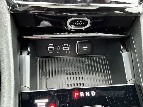 New 2026 Jeep Grand Cherokee Altitude AWD/4WD image 24