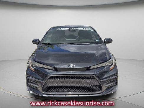 Used 2020 Toyota Corolla XSE FWD image 5