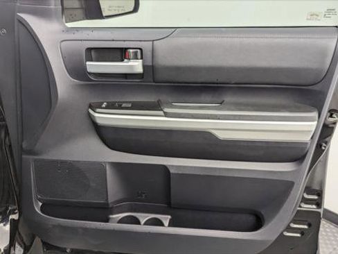 Used 2016 Toyota Tundra SR5 w/ SR5 Upgrade Package image 22