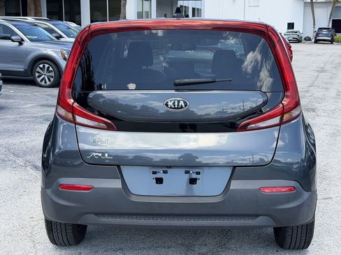 Used 2021 Kia Soul LX FWD image 6