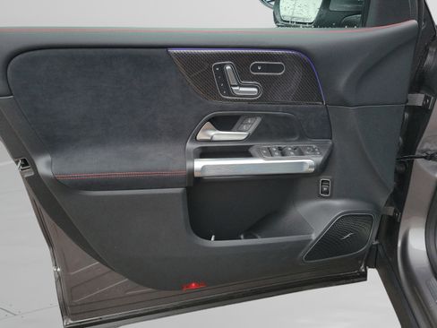 New 2026 Mercedes-Benz GLB 35 AMG 4MATIC image 27