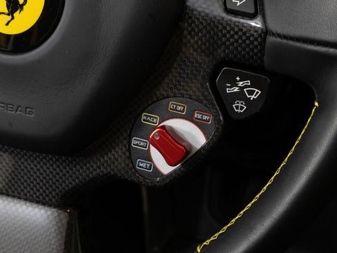Used 2015 Ferrari 458 Speciale A RWD image 33