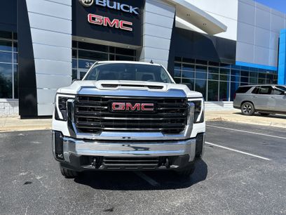 New 2025 GMC Sierra 2500 Pro w/ Convenience Package