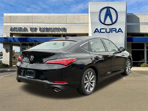 Used 2025 Acura Integra image 2