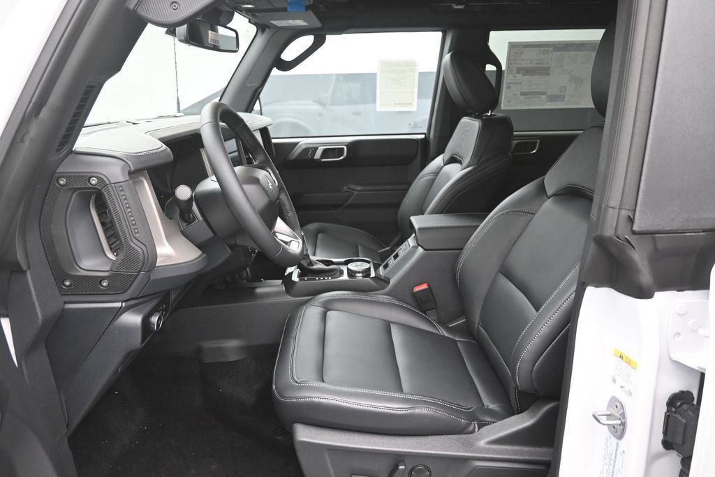New 2026 Ford Bronco Outer Banks AWD/4WD image 19