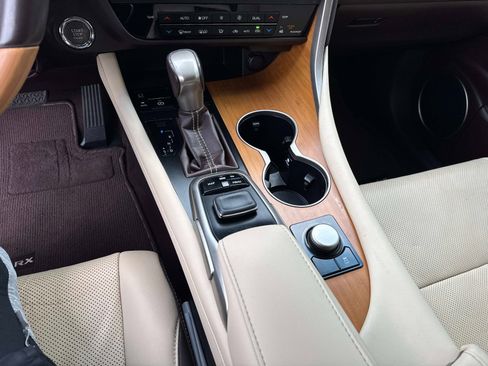 Used 2019 Lexus RX 350 image 27