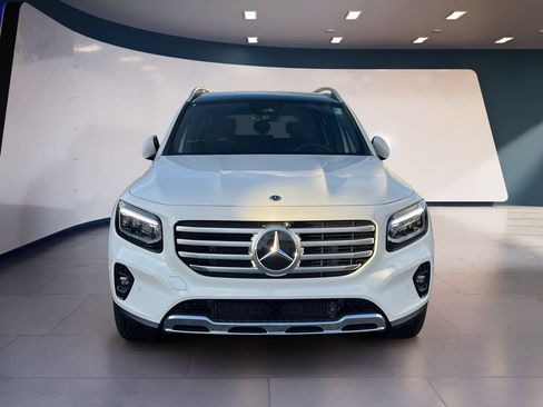 Used 2026 Mercedes-Benz GLB 250 4MATIC image 5