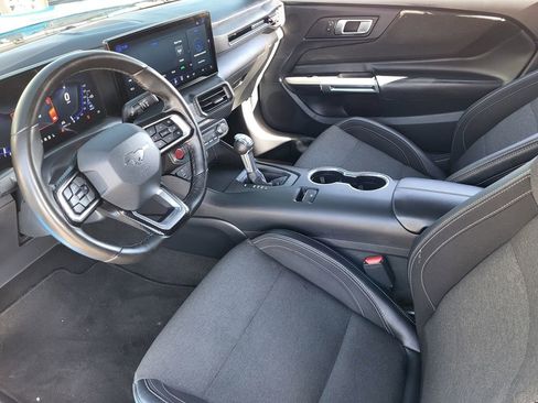 Used 2024 Ford Mustang EcoBoost image 9
