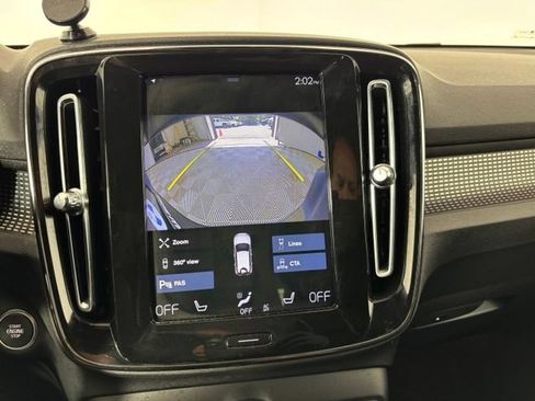 Used 2020 Volvo XC40 T5 R-Design AWD/4WD image 16