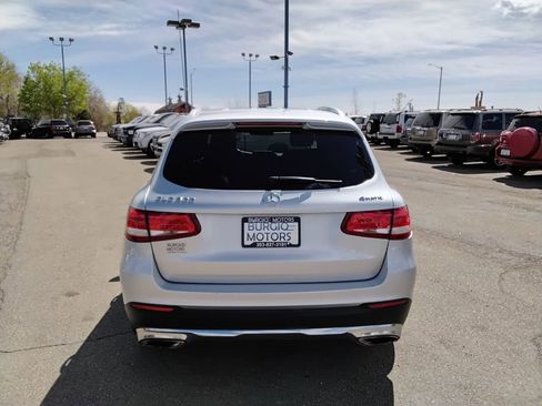 Used 2018 Mercedes-Benz GLC 300 4MATIC image 6