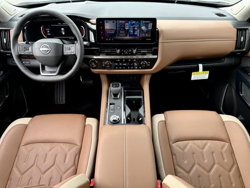 New 2026 Nissan Pathfinder Platinum AWD/4WD image 21