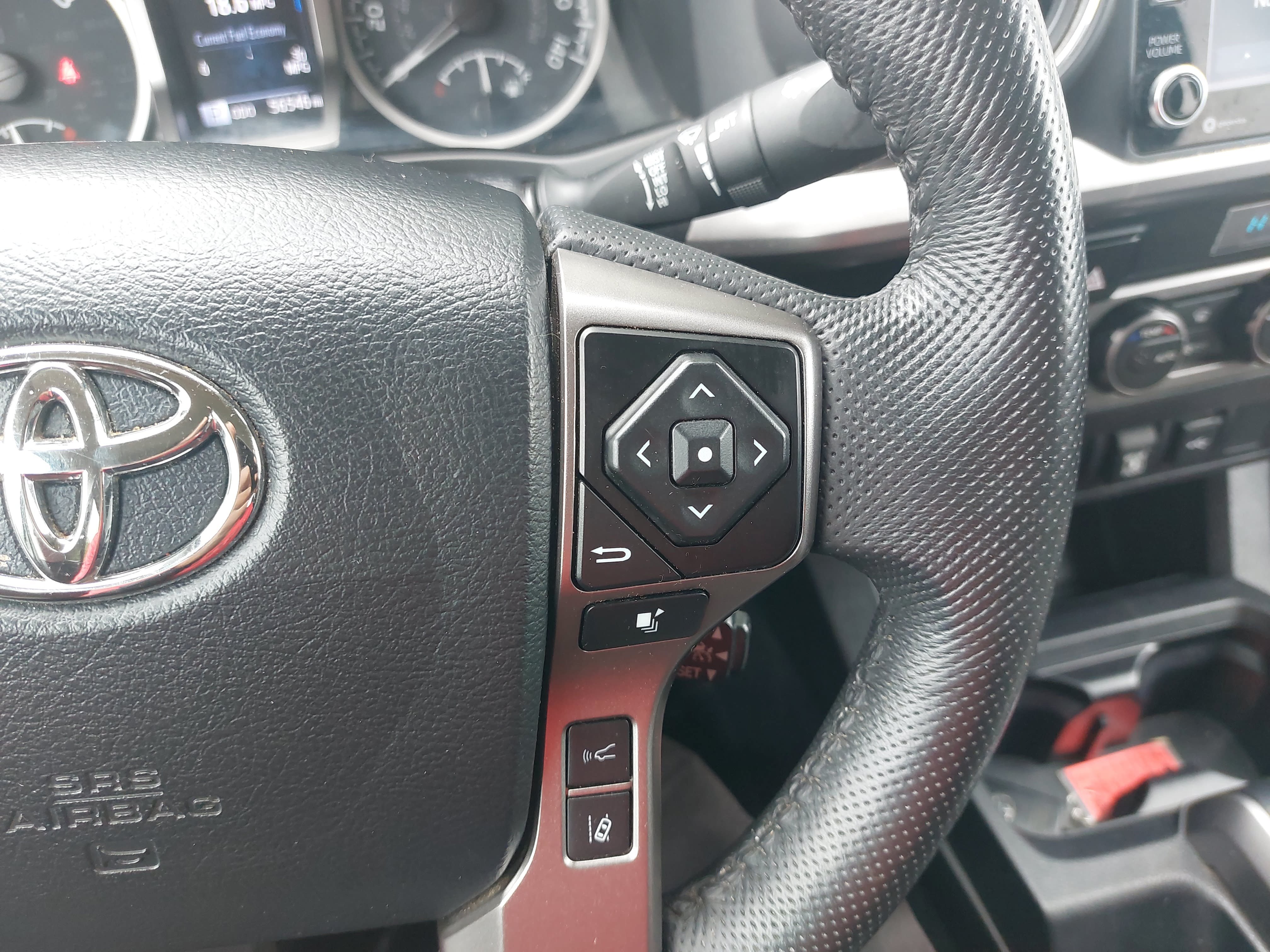 Used 2023 Toyota Tacoma SR5 RWD image 19