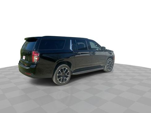 Certified 2024 Chevrolet Suburban RST w/ Luxury Package AWD/4WD image 9