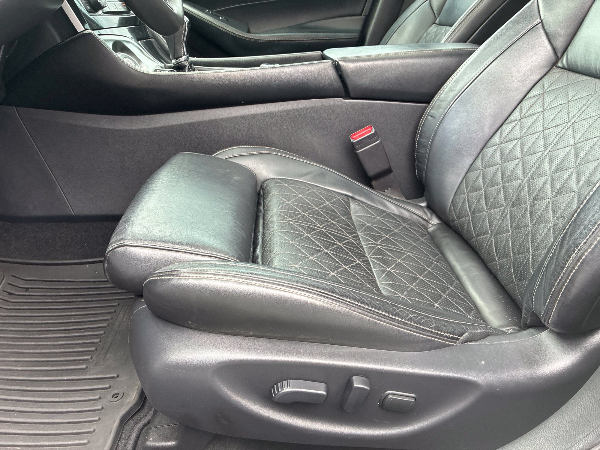 Used 2021 Nissan Maxima Platinum w/ Sport Mat Group FWD image 10