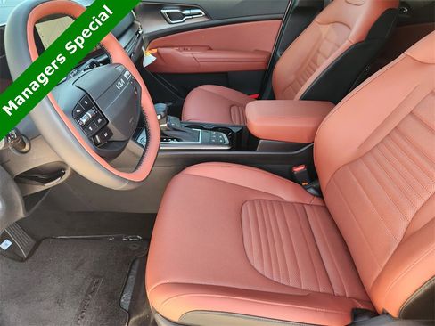 New 2026 Kia Sportage SX image 9