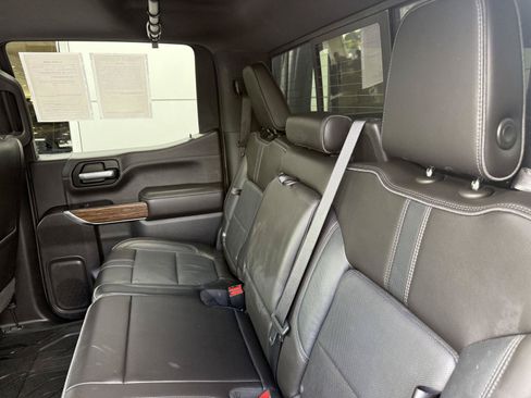Used 2019 Chevrolet Silverado 1500 High Country AWD/4WD image 17