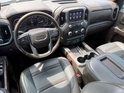 Used 2019 GMC Sierra 1500 Denali w/ Technology Package RWD image 5