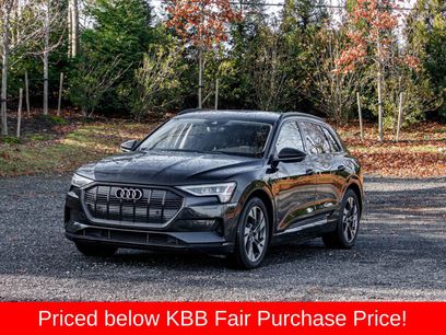 Used 2021 Audi e-tron Premium w/ Convenience Plus Package