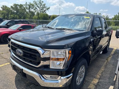 Used 2022 Ford F150 XLT w/ Trailer Tow Package AWD/4WD image 16