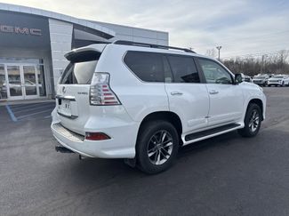 Used 2016 Lexus GX 460 Luxury video 3