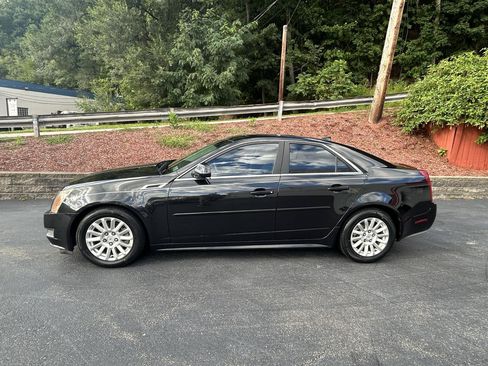 Used 2011 Cadillac CTS Sedan RWD image 2