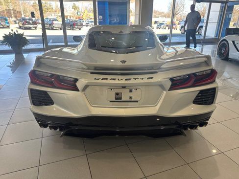 Used 2021 Chevrolet Corvette Stingray Preferred Cpe w/ Z51 Performance Package image 4