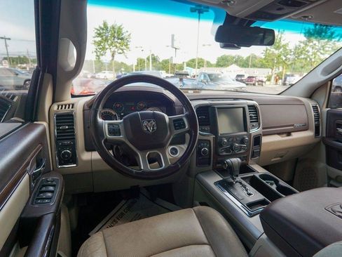 Used 2013 RAM 1500 Laramie w/ Convenience Group AWD/4WD image 14
