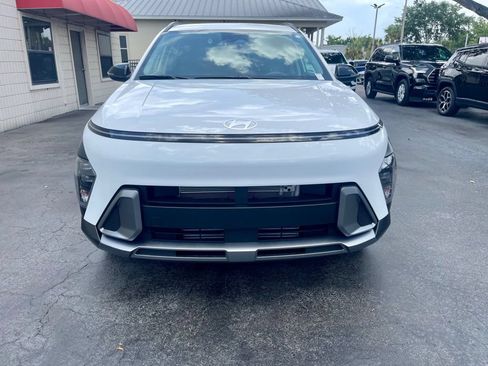 Used 2026 Hyundai Kona SEL Premium FWD image 8