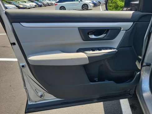 Used 2018 Honda CR-V LX image 38