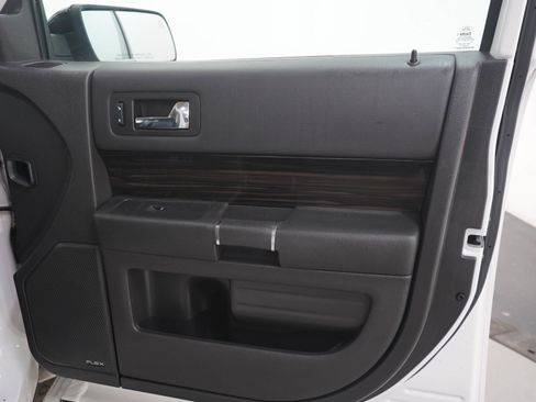 Used 2016 Ford Flex SEL w/ Equipment Group 202A AWD/4WD image 11