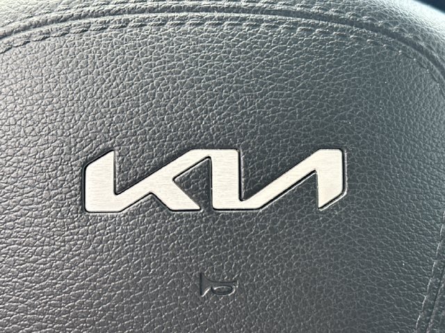 Used 2022 Kia Telluride S AWD/4WD image 26
