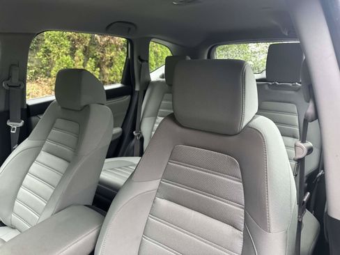 Used 2019 Honda CR-V LX image 18