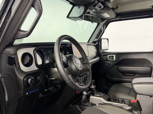 Certified 2025 Jeep Wrangler Unlimited Sport S 4xe AWD/4WD image 19