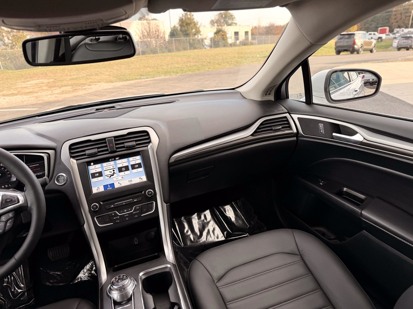 Used 2018 Ford Fusion SE w/ Equipment Group 602A FWD image 24
