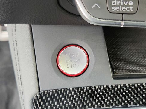 Used 2025 Audi SQ5 Premium Plus image 23