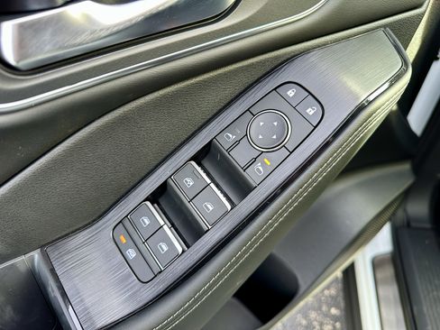 New 2026 Nissan Rogue Platinum w/ Platinum Premium Package image 24