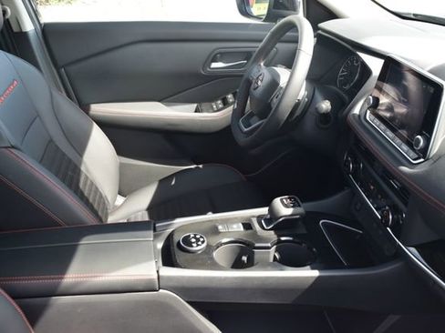 New 2026 Nissan Rogue SV AWD/4WD image 18