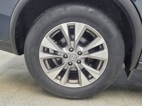 Used 2017 Nissan Murano SV image 31