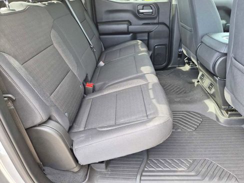 Used 2025 Chevrolet Silverado 1500 Custom Trail Boss w/ LPO, Dark Essentials Package AWD/4WD image 18